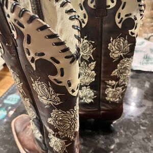 Women’s Ariat Cowboy Boots